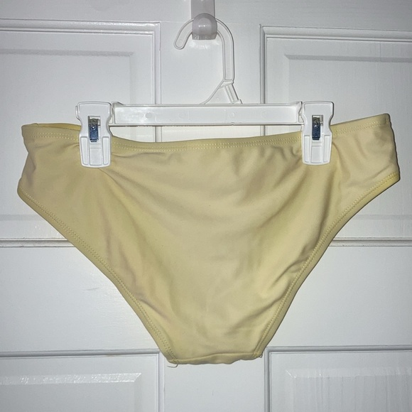 Adorable yellow bikini with gold accents top large 11/13 bottom medium - Picture 4 of 12